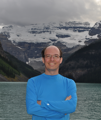 Dr. Adriano Cavalcanti